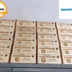 Quà tặng bút gỗ khắc tên ngày báo chí 21.6