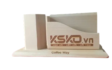 Câu Lạc Bộ Khởi Sự Kinh Doanh chọn hộp đựng name card gỗ quà tặng Gỗ Mộc Nhân làm quà tặng