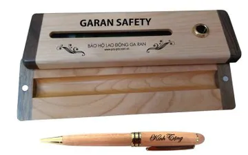 Địa chỉ làm Bút Gỗ, Hộp bút gỗ khắc tên uy tín tphcm