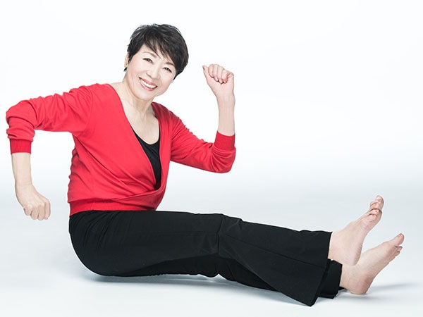 Hai Bài Tập Giúp Duy Trì Sức Mạnh Cơ Bắp Khi Ngồi Đúng Cách Hai Bài Tập Giúp Duy Trì Sức Mạnh Cơ Bắp Khi Ngồi Đúng Cách