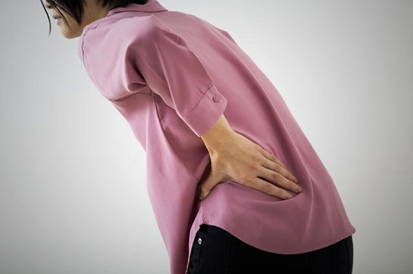 Bài Tập Giãn Cơ Đơn Giản 3 Giây Giúp Giảm Đau Lưng Bài Tập Giãn Cơ Đơn Giản 3 Giây Giúp Giảm Đau Lưng