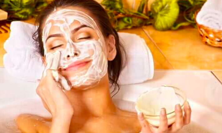 Bí Quyết Giữ Làn Da Tươi Trẻ Ở Tuổi 40 Bí Quyết Giữ Làn Da Tươi Trẻ Ở Tuổi 40