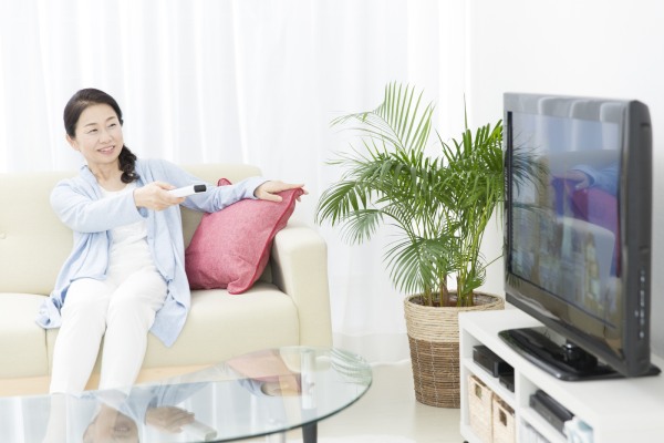 Bạn Có Dành Quá Nhiều Thời Gian Trước Màn Hình Điện Thoại Thông Minh Khi Xem Tv Không? Bạn Có Dành Quá Nhiều Thời Gian Trước Màn Hình Điện Thoại Thông Minh Khi Xem Tv Không?