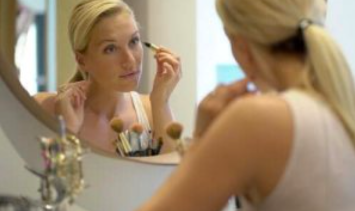 Bí Quyết Giữ Làn Da Tươi Trẻ Ở Tuổi 40 Bí Quyết Giữ Làn Da Tươi Trẻ Ở Tuổi 40