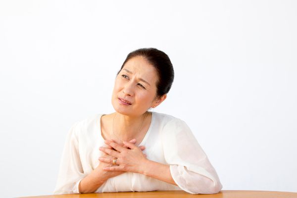 Cách Xử Lý Tình Trạng Tim Đập Nhanh Liên Tục: Phương Pháp Phòng Ngừa Và Các Bệnh Lý Liên Quan Cách Xử Lý Tình Trạng Tim Đập Nhanh Liên Tục: Phương Pháp Phòng Ngừa Và Các Bệnh Lý Liên Quan