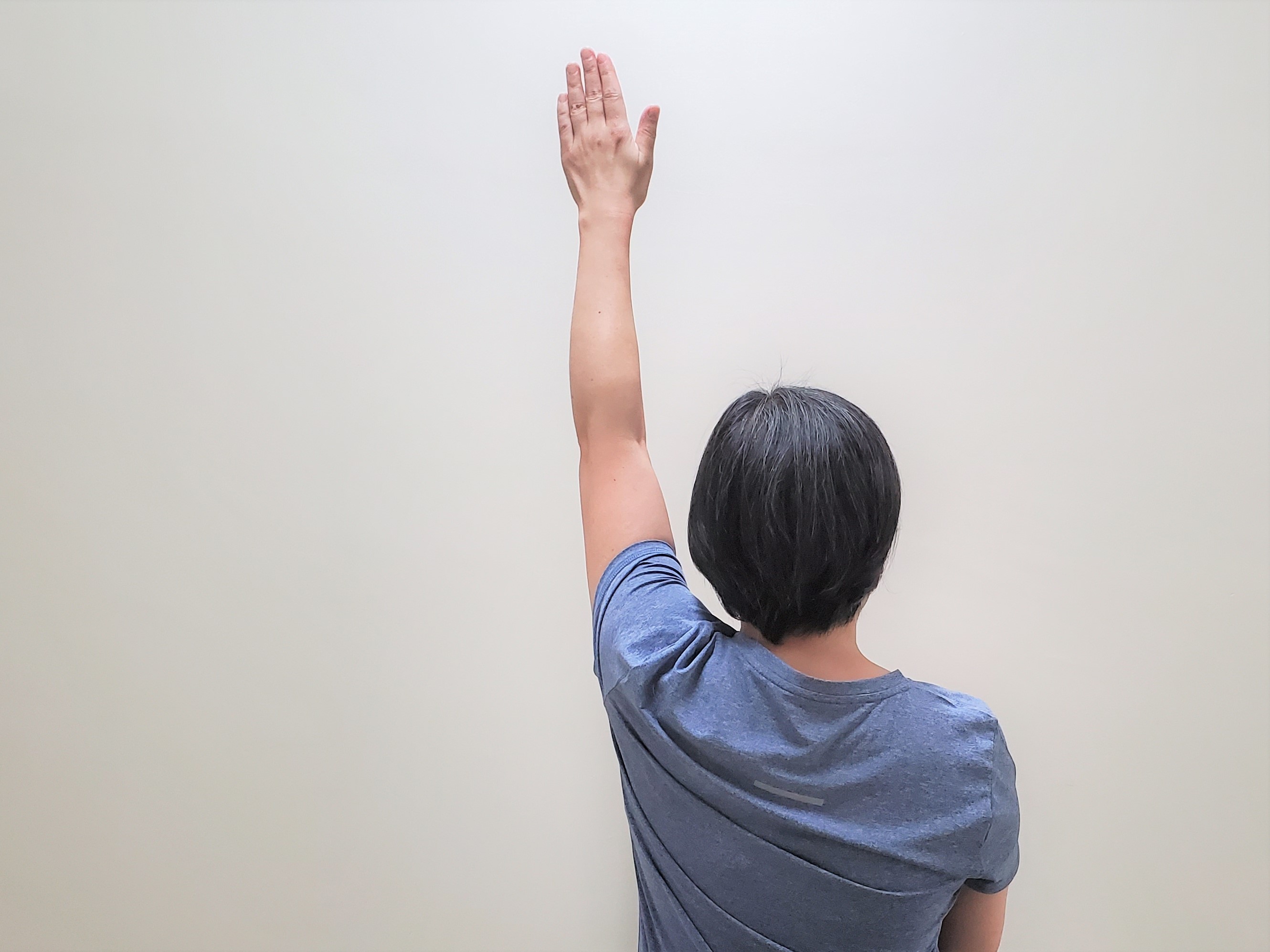 Hướng Dẫn Thực Hiện Động Tác Kéo Dãn "Bóc Bả Vai" Chính Xác Hướng Dẫn Thực Hiện Động Tác Kéo Dãn "Bóc Bả Vai" Chính Xác