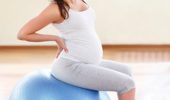 Đau Lưng Dưới Bên Phải Nguyên Nhân Có Thể Là Gì? Đau Lưng Dưới Bên Phải Nguyên Nhân Có Thể Là Gì?