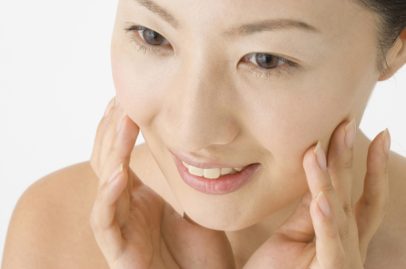 Hướng Dẫn Chăm Sóc Da Trắng Sáng Từ Bác Sĩ: Lựa Chọn Sản Phẩm Chăm Sóc Da và Mỹ Phẩm Phù Hợp Hướng Dẫn Chăm Sóc Da Trắng Sáng Từ Bác Sĩ: Lựa Chọn Sản Phẩm Chăm Sóc Da và Mỹ Phẩm Phù Hợp