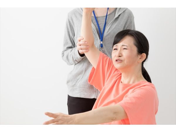 Kéo Giãn Có Thể Giúp Ngăn Ngừa Và Cải Thiện Tình Trạng Vai Bị Cứng Kéo Giãn Có Thể Giúp Ngăn Ngừa Và Cải Thiện Tình Trạng Vai Bị Cứng