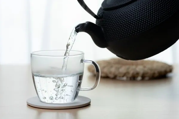 Khám Phá Những Thói Quen Lành Mạnh Từ Bác Sĩ 82 Tuổi! Khám Phá Những Thói Quen Lành Mạnh Từ Bác Sĩ 82 Tuổi!