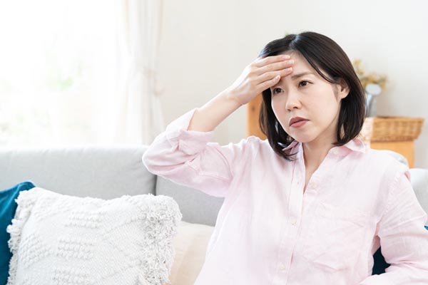 Hỏi Bác Sĩ: "Mãn Kinh Là Gì?" Bước Vào Giai Đoạn Mới Của Cuộc Sống Hỏi Bác Sĩ: "Mãn Kinh Là Gì?" Bước Vào Giai Đoạn Mới Của Cuộc Sống