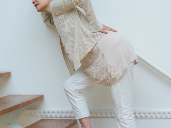 Mật Độ Xương Giảm Ở Phụ Nữ Từ Tuổi 50 Trở Đi! Thấp Hơn Mức Trung Bình Có Nguy Hiểm Không? Mật Độ Xương Giảm Ở Phụ Nữ Từ Tuổi 50 Trở Đi! Thấp Hơn Mức Trung Bình Có Nguy Hiểm Không?