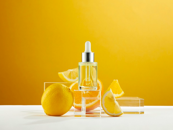 Serum Vitamin C Có Tác Dụng Gì? Tôi Nên Chọn Như Thế Nào? Serum Vitamin C Có Tác Dụng Gì? Tôi Nên Chọn Như Thế Nào?