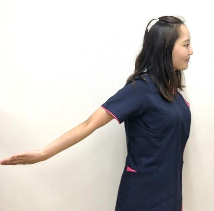 Tại Sao Cánh Tay Của Tôi Bị Đau? Giới Thiệu Các Động Tác Kéo Giãn Để Giảm Bớt Độ Cứng Tại Sao Cánh Tay Của Tôi Bị Đau? Giới Thiệu Các Động Tác Kéo Giãn Để Giảm Bớt Độ Cứng