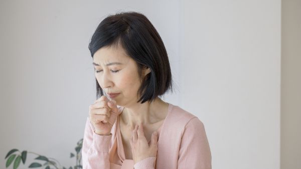 Tại Sao Tôi Lại Ho Mãi Không Dứt? Nguyên Nhân Và Cách Xử Lý Tại Sao Tôi Lại Ho Mãi Không Dứt? Nguyên Nhân Và Cách Xử Lý