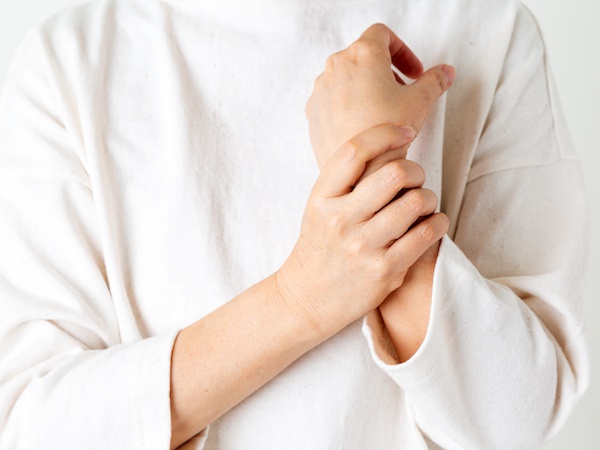 Tay Mỏi Mỏi... Nguyên Nhân Và Cách Chữa Đau Tê Dưới Khuỷu Tay Tay Mỏi Mỏi... Nguyên Nhân Và Cách Chữa Đau Tê Dưới Khuỷu Tay