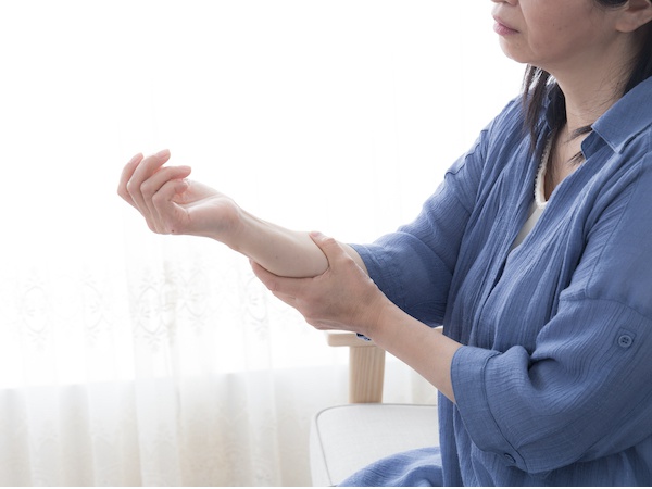 Tay Mỏi Mỏi... Nguyên Nhân Và Cách Chữa Đau Tê Dưới Khuỷu Tay Tay Mỏi Mỏi... Nguyên Nhân Và Cách Chữa Đau Tê Dưới Khuỷu Tay