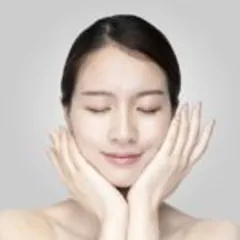 CHĂM SÓC DA TUỔI 40, 50: LÀM THẾ NÀO ĐỂ CẢI THIỆN TÌNH TRẠNG CHẢY XỆ, NẾP NHĂN VÀ VẾT THÂM?