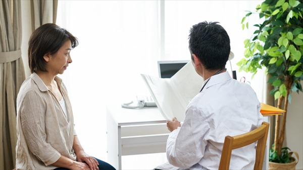 Phụ Nữ Sau Mãn Kinh Dễ Gặp Tình Trạng Huyết Áp Cao Phụ Nữ Sau Mãn Kinh Dễ Gặp Tình Trạng Huyết Áp Cao