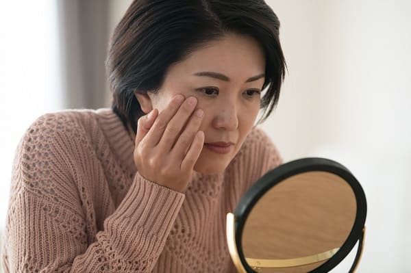 Uống Nhiều Nước Có Độc Không? Kiểm Tra “Mức Độ Thoát Nước” Của Cơ Thể Uống Nhiều Nước Có Độc Không? Kiểm Tra “Mức Độ Thoát Nước” Của Cơ Thể