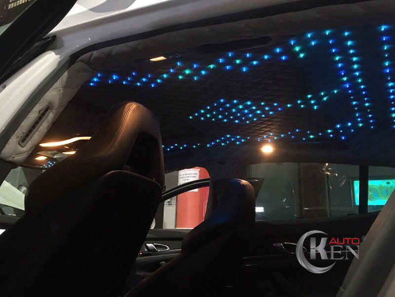 Đèn led ánh sao thường có khá nhiều màu sắc thu hút thị giác của con người. Đèn led ánh sao thường có khá nhiều màu sắc thu hút thị giác của con người.