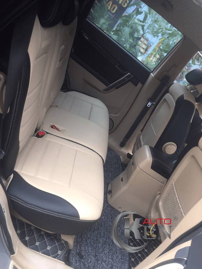 Áo bọc ghế xe Chervolet Captiva màu Kem phối Đen Áo bọc ghế xe Chervolet Captiva màu Kem phối Đen