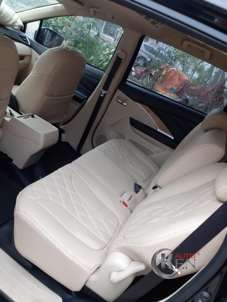 Chính sự chú ý này góp phần đẩy mạnh sự phát triển của sản phẩm này lên những bước tiến mới. Chính sự chú ý này góp phần đẩy mạnh sự phát triển của sản phẩm này lên những bước tiến mới.