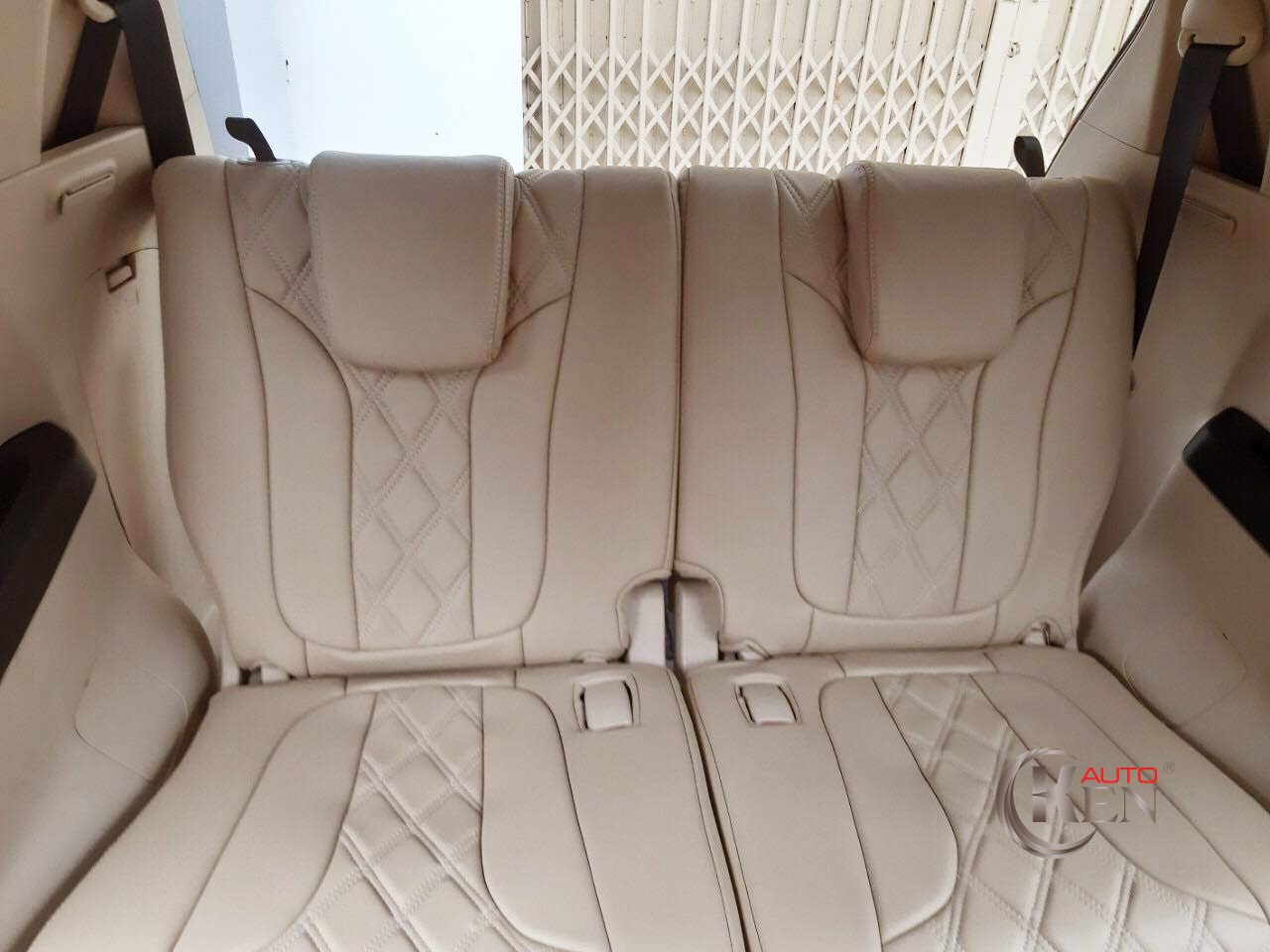 Chi Phí Bọc Áo Ghế Xe Oto 4 Chỗ Là Bao Nhiêu?