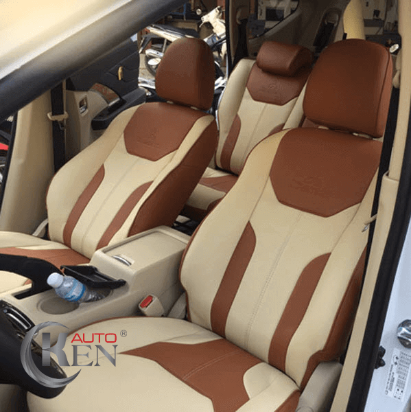 Bọc ghế xe ô tô mới mang lại hiệu ứng nổi trội cho nội thất xe hơi. Bọc ghế xe ô tô mới mang lại hiệu ứng nổi trội cho nội thất xe hơi.