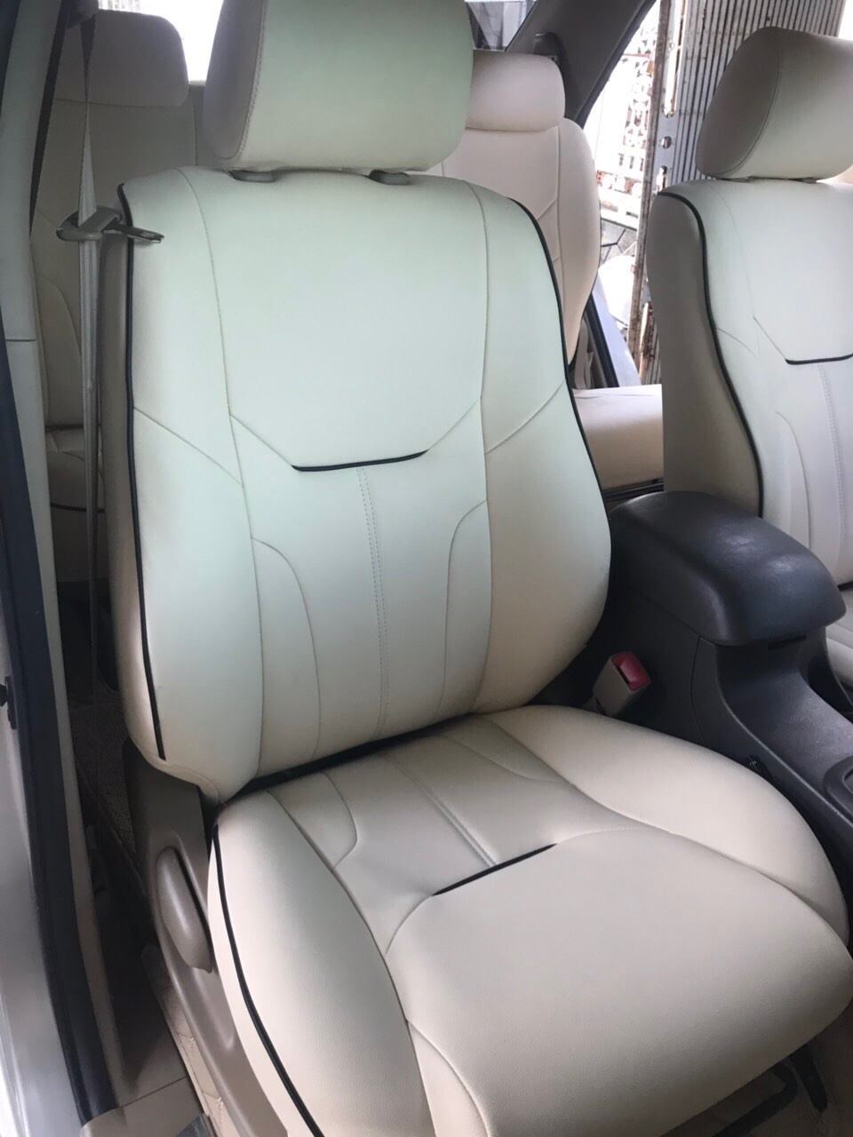 Bọc ghế da ô tô giá rẻ sẽ có ít tính năng và ưu điểm hơn so với chất liệu cao cấp. Bọc ghế da ô tô giá rẻ sẽ có ít tính năng và ưu điểm hơn so với chất liệu cao cấp.