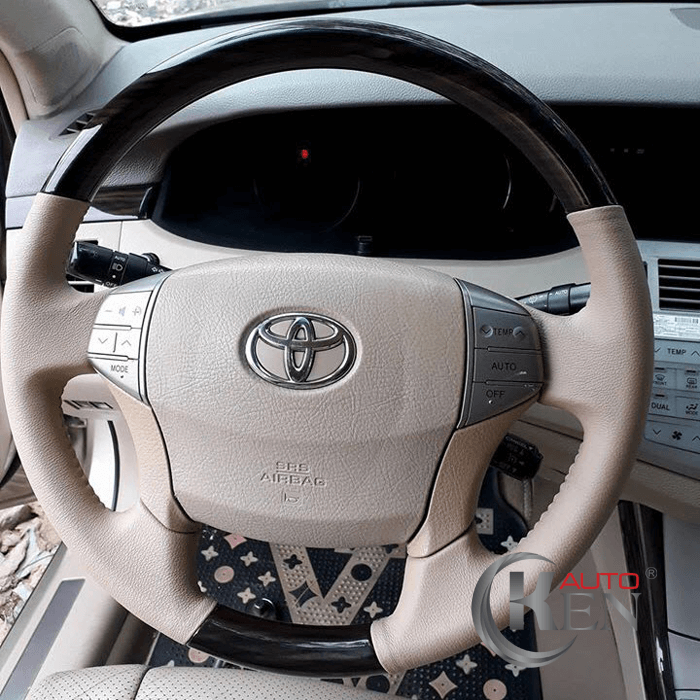 Bọc vô lăng logo rồng vàng với kiểu dáng và màu sắc sang trọng Bọc vô lăng logo rồng vàng với kiểu dáng và màu sắc sang trọng