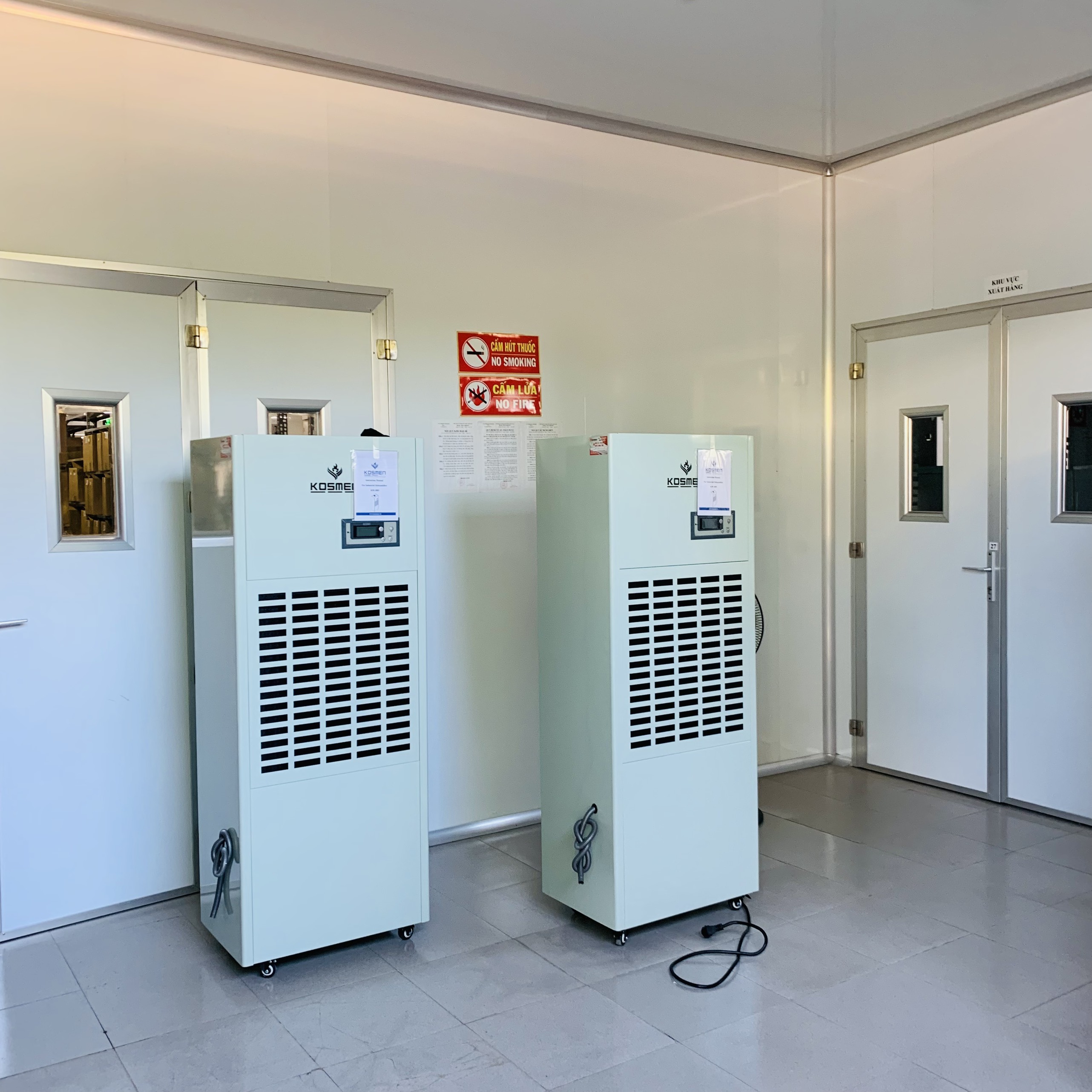 Máy hút ẩm Kosmen KM-180S ứng dụng trong y tế, phòng sạch