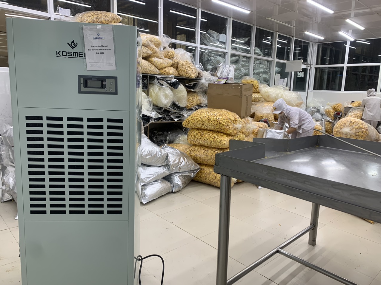 Máy hút ẩm Kosmen KM-180S ứng dụng trong chế biến lương thực, thực phẩm