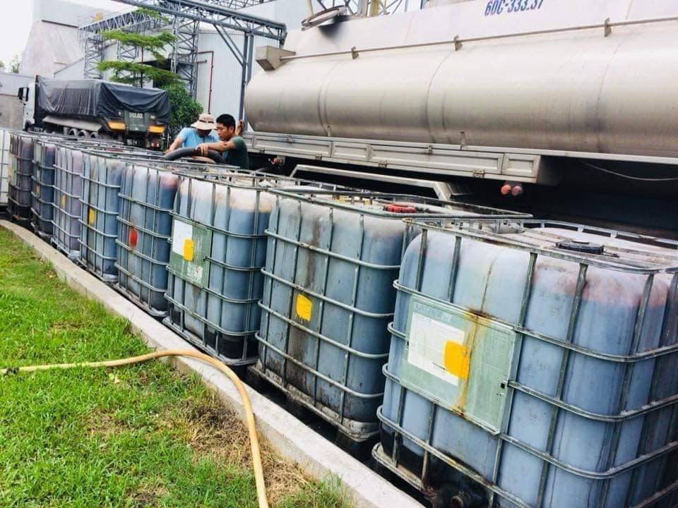 xe bon chua mat ri duong xe bon chua mat ri duong