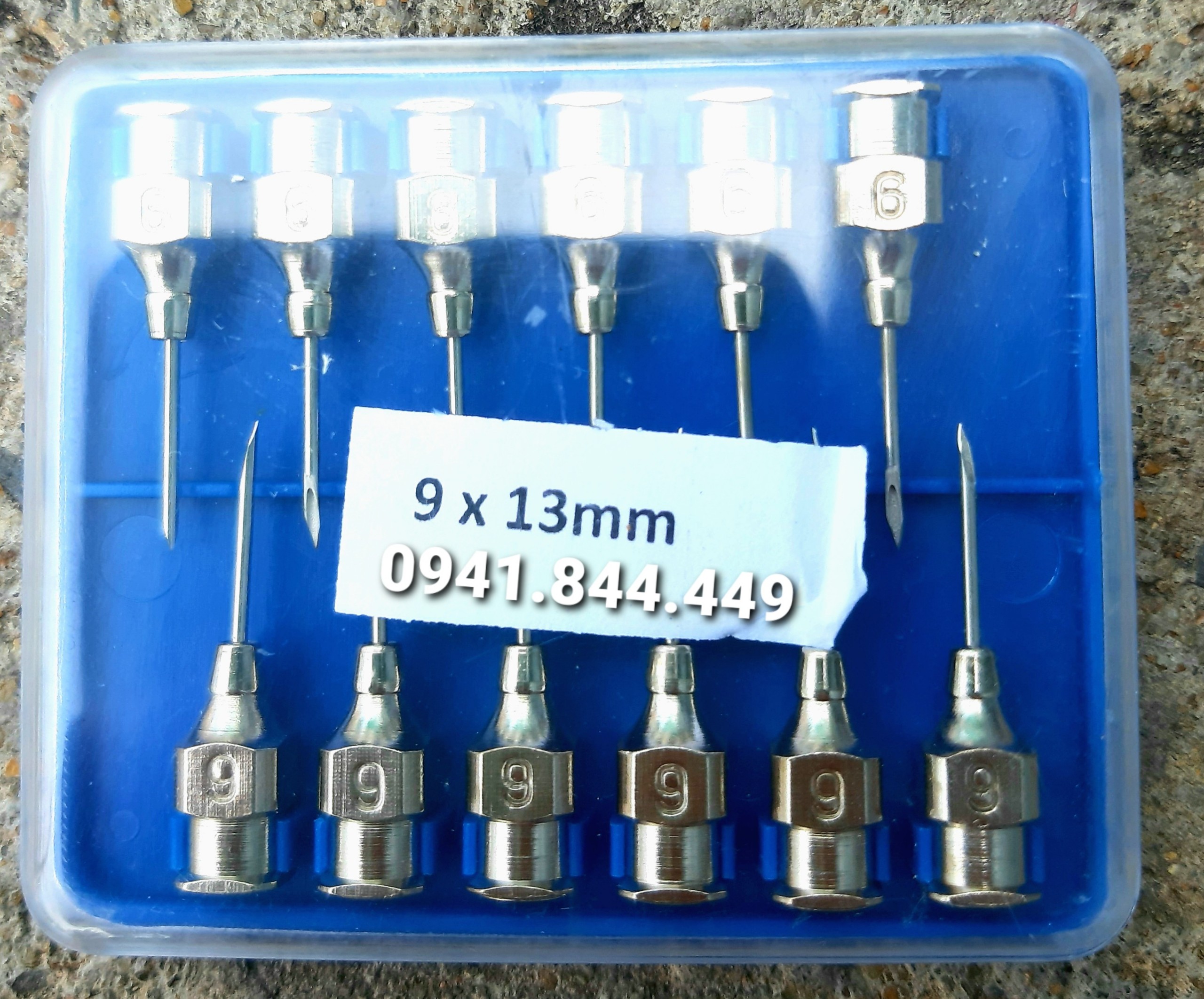 Kim tiêm 9*13 (vỏ xanh, 1 vỉ 12 kim)  