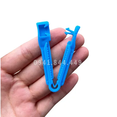 KẸP RỐN HEO CON GIÁ TỐT