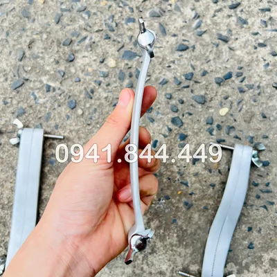 BỘ KHUÔN CẮT TAI CHÓ TIỆN DỤNG (4 KHUÔN)