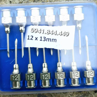 Kim tiêm 12*13 (vỏ xanh, 1 vỉ 12 kim) 