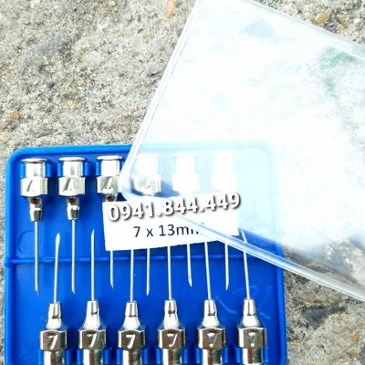 Kim tiêm 7*13 (vỏ xanh, 1 vỉ 12 kim)
