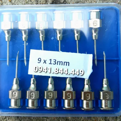 Kim tiêm 9*13 (vỏ xanh, 1 vỉ 12 kim)  
