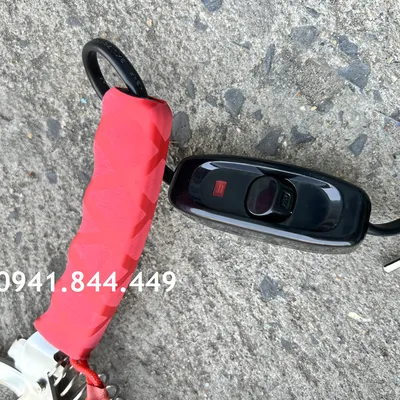 KÌM CẮT ĐUÔI HEO BẰNG ĐIỆN  MÀU ĐỎ CETTIA CHẤT LƯỢNG CAO