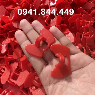 MẮT KÍNH GÀ KHÔNG CHỐT GIÁ RẺ: Sự lựa chọn hoàn hảo