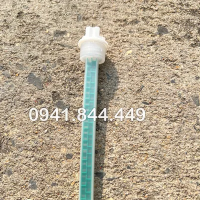 TUÝP TRỘN KEO DÁN MÓNG BÒ 