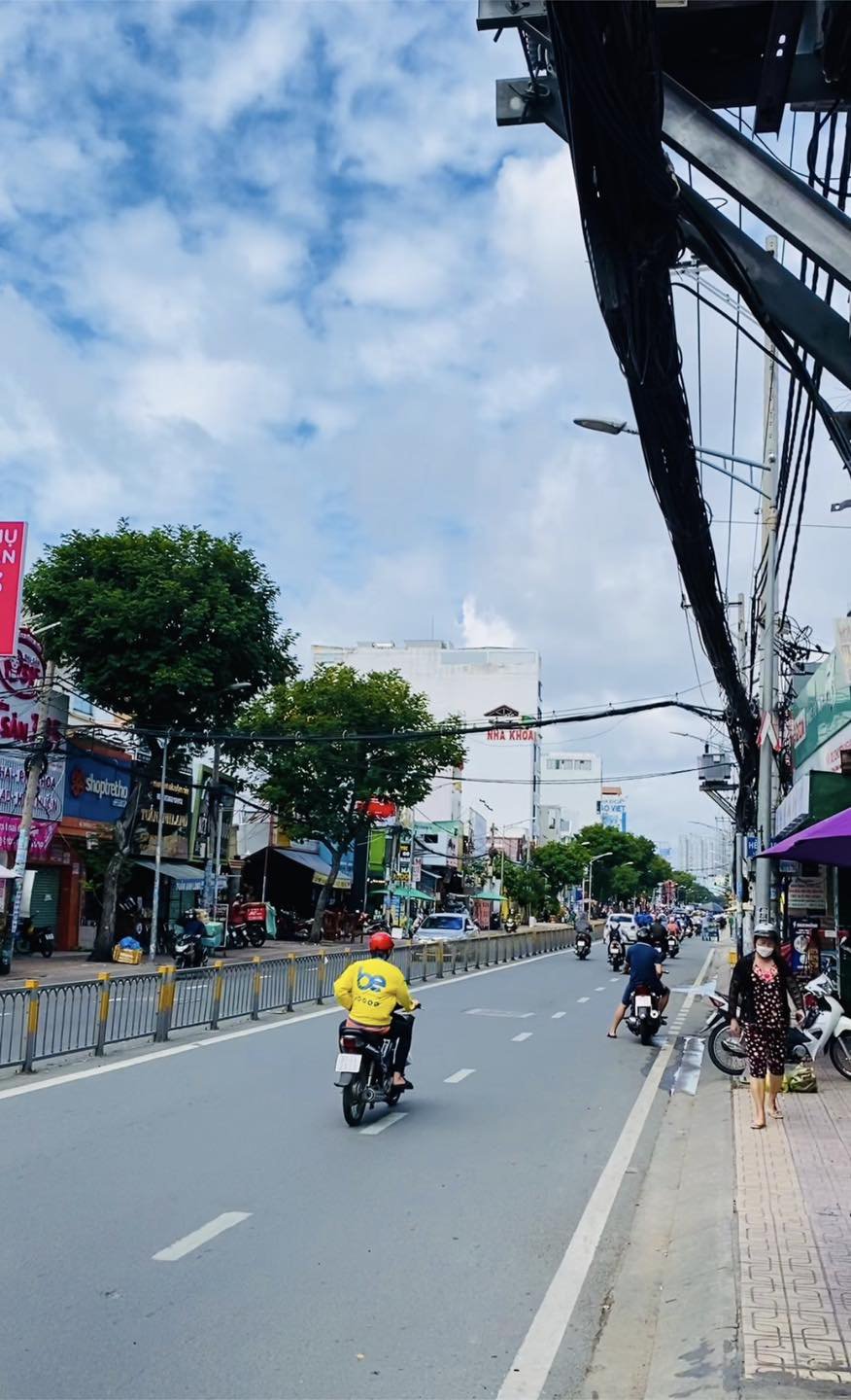 Bán nhà mặt tiền đường Nguyễn Thị Thập Quận 7