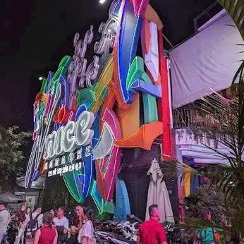 Bán nhà 121 Võ Thị Sáu, Phường Võ Thị Sáu, Quận 3