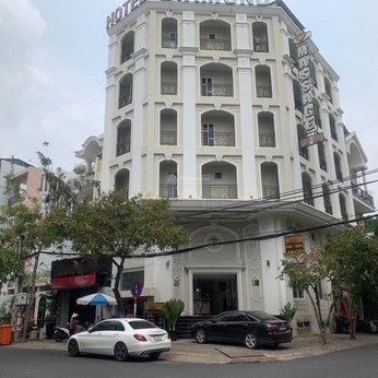 Khách sạn 8 tầng 2 mặt tiền đường số Tân Quy - ROI: 6%