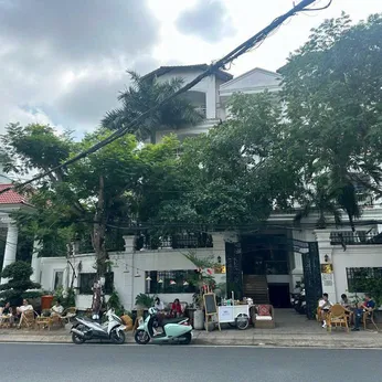 Bán biệt thự Thảo Điền, số 112 Nguyễn Văn Hưởng, Quận 2