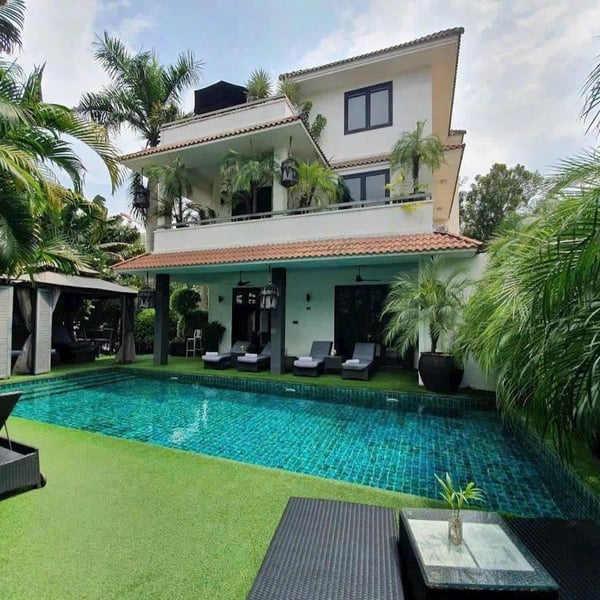 Bán biệt thự Thảo Điền, số 197 Nguyễn Văn Hưởng, Quận 2