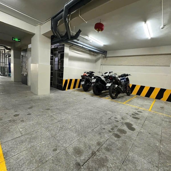 Bán tòa nhà 541 Lạc Long Quân, Phường 10, Quận Tân Bình