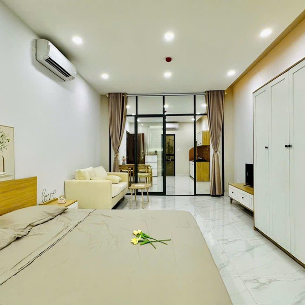 Bán tòa nhà 541 Lạc Long Quân, Phường 10, Quận Tân Bình